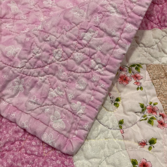 Handmade super sweet PINK PATCHWORK QUILT - Picture 11 of 13